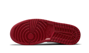 air-jordan-1-mid-reverse-chicago