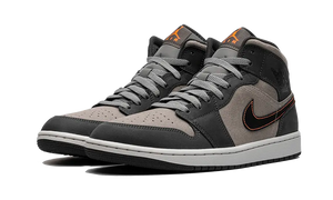 Air Jordan 1 Mid SE Night Stadium