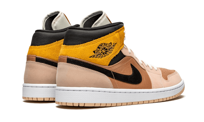 Air Jordan 1 Mid SE Particle Beige