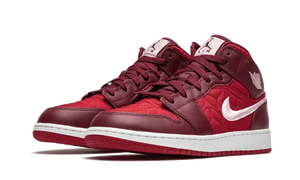 Air Jordan 1 Mid SE Red Quilt