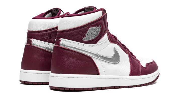 Air Jordan 1 Retro High OG Bordeaux - 555088-611