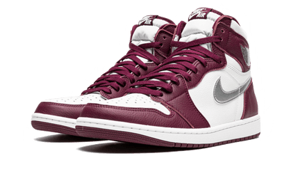 Air Jordan 1 Retro High OG Bordeaux - 555088-611