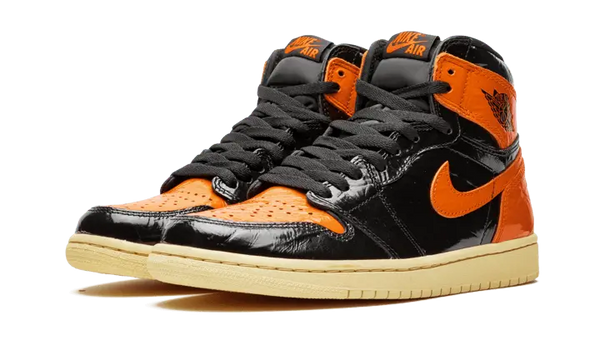 Air Jordan 1 Retro High Shattered Backboard 3.0 - 555088-028