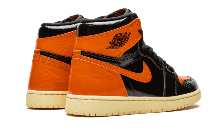 Air Jordan 1 Retro High Shattered Backboard 3.0 - 555088-028