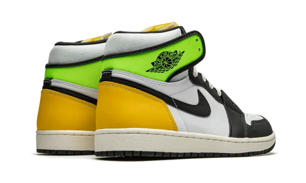 Air Jordan 1 Retro High White Black Volt University Gold 