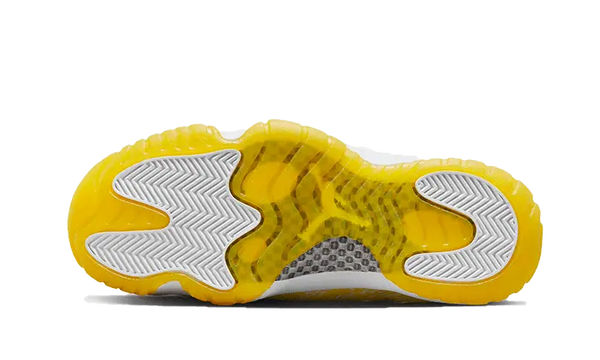 Air Jordan 11 Retro Low Amarillo Piel de serpiente