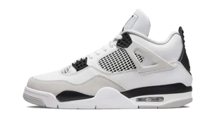 Air Jordan 4 Negro Militar