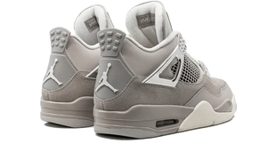 Air Jordan 4 Retro Frozen Moments