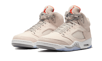 Air Jordan 5 Retro SE Craft Light Orewood Brown