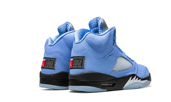 Air Jordan 5 UNC