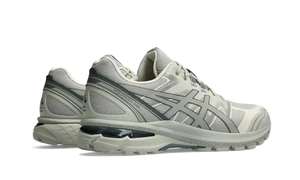 ASICS Gel-Terrain Seal Grey