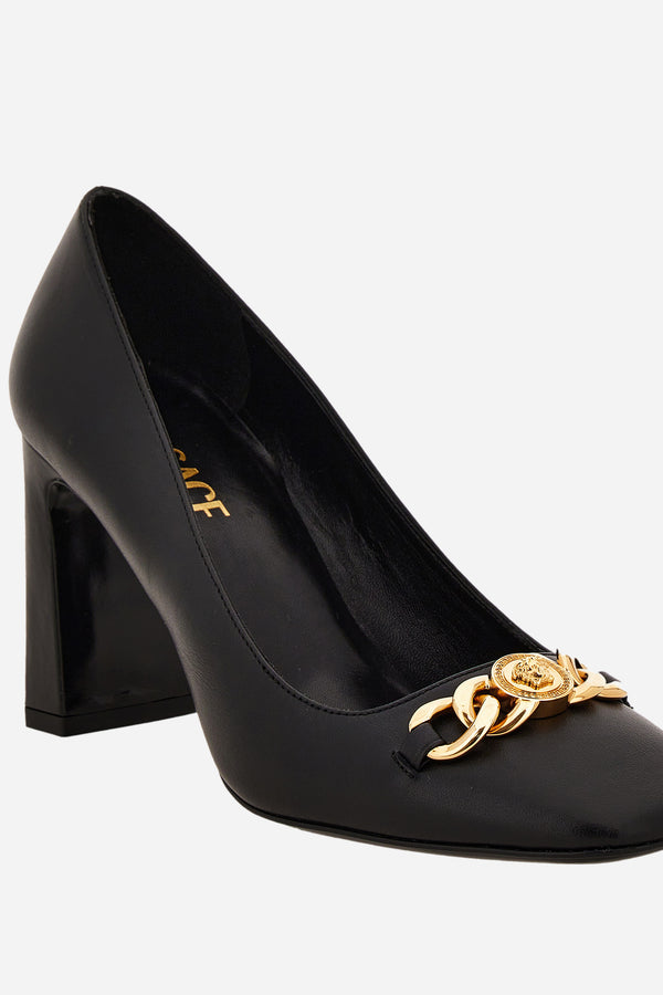 Icon Chain Pump  In Calf Leather