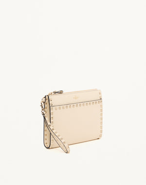 POUCH ROCKSTUD IN VITELLO GRANATO