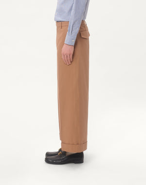 Pantalone In Gabardina Di Cotone Con Risvolto