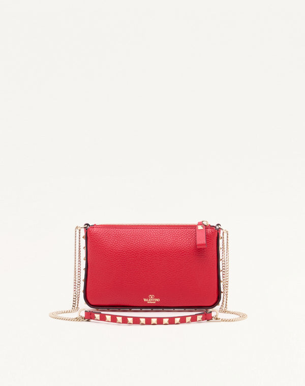 POUCH CON CATENA ROCKSTUD IN VITELLO GRANATO