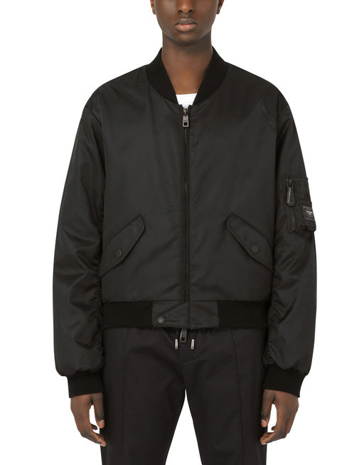 NYLON JACKET WITH BRANDED PLATE