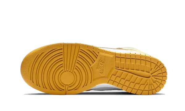 Nike Dunk High Dark Sulfur - DD1869-106
