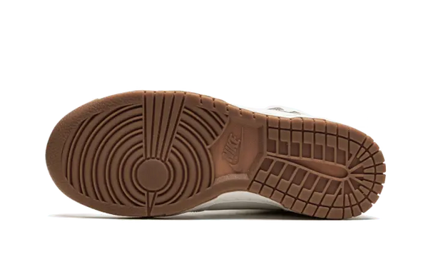 Nike Dunk High Sail Gum - DD1869-109