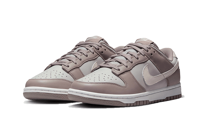 Nike Dunk Low Bone Beige 