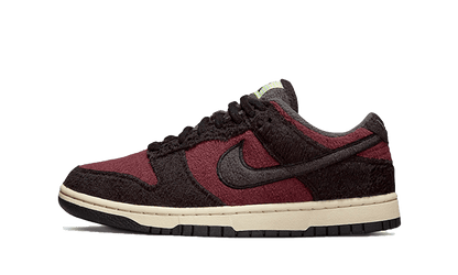 Nike Dunk Low SE Fleece Burgundy Crush