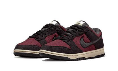 Nike Dunk Low SE Fleece Burgundy Crush