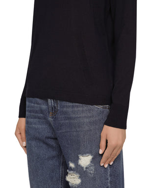 ROUND NECK