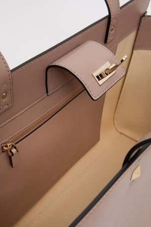 BORSA GRANDE ROCKSTUD FIERCE IN VITELLO