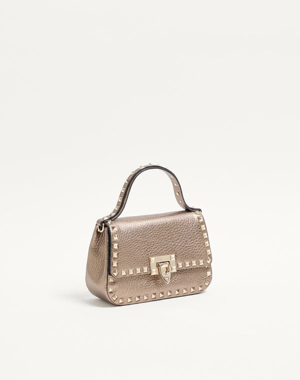 Borsa Piccola A Mano Rockstud In Vitello Granato Laminato
