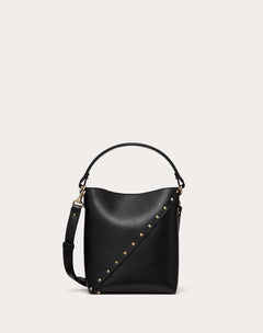 Borsa A Secchiello VALENTINOentino Garavani VALENTINOentino Garavani Rockstud Wispy In Vitello