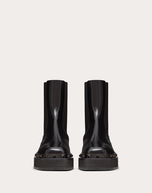 Beatle Rockstud M-Way In Vitello E Borchie In Tono 50Mm