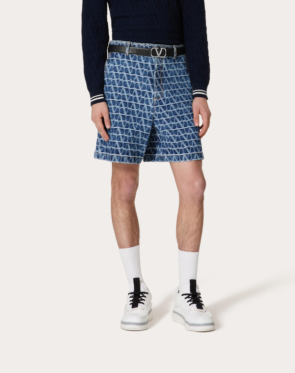 Bermuda In Denim Con Motivo Toile Iconographe