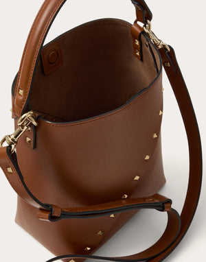 Borsa A Secchiello Valentino Garavani Valentino Garavani Rockstud Wispy In Vitello