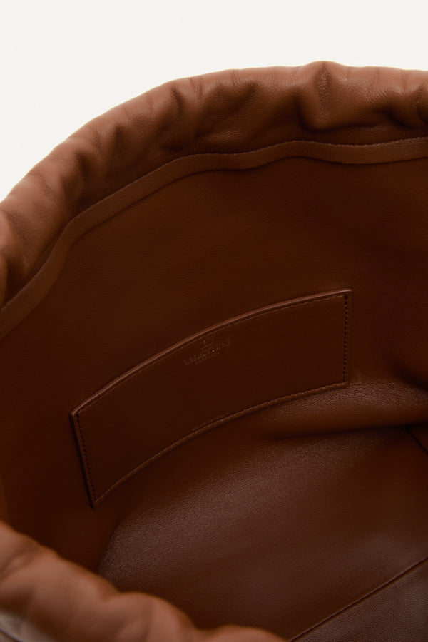BORSA A SACCHETTO VLOGO POUF IN NAPPA