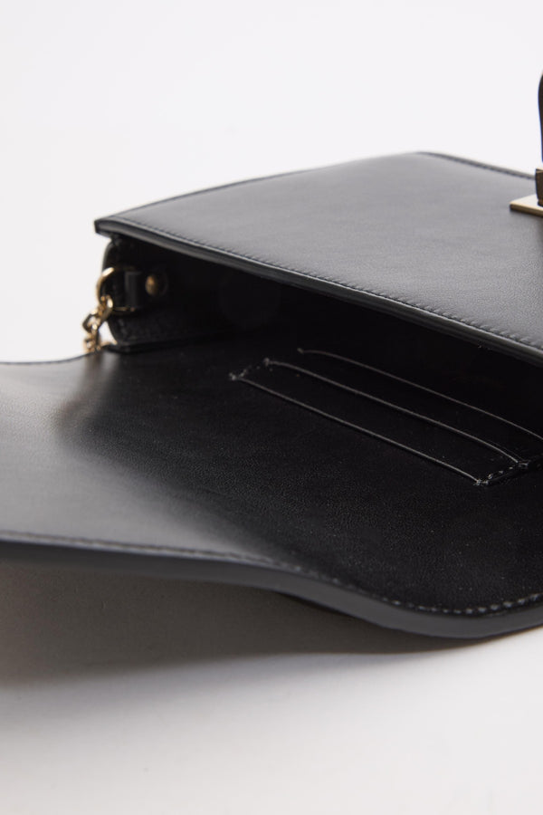 POUCH CON CATENA ROCKSTUD FIERCE IN VITELLO 