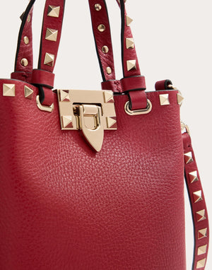 Pouch Con Tracolla Rockstud In Vitello Granato