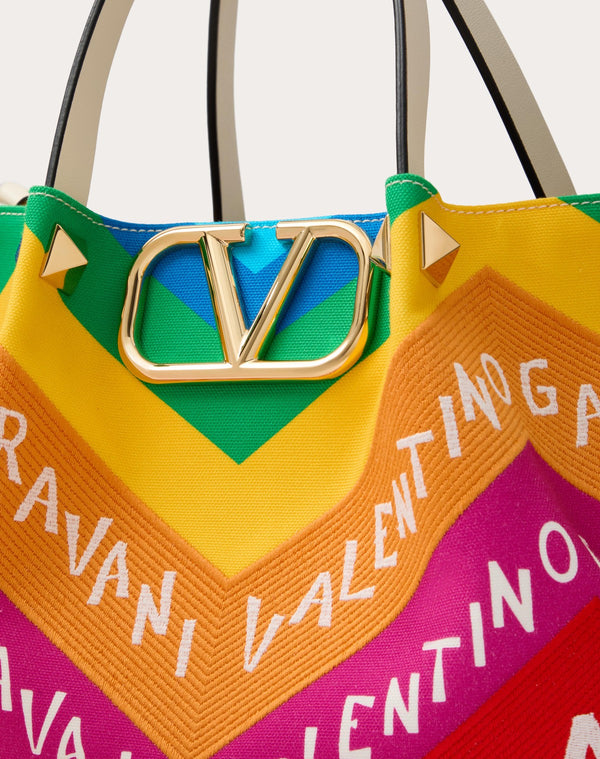 Borsa Shopping Media Valentino Garavani Escape In Canvas Con Stampa Chevron24