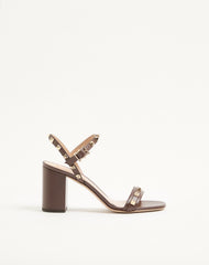 SANDALO ROCKSTUD IN VITELLO GRANATO CON CINTURINO 80MM