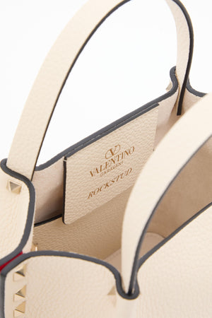 BORSA SHOPPING PICCOLA ROCKSTUD IN VITELLO GRANATO 