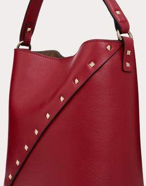 Borsa A Secchiello Valentino Garavani Valentino Garavani Rockstud Wispy In Vitello
