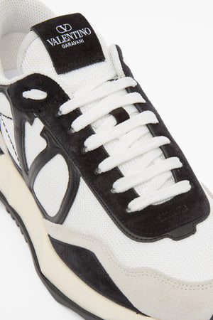 SNEAKER NETRUNNER IN TESSUTO E PELLE SCAMOSCIATA