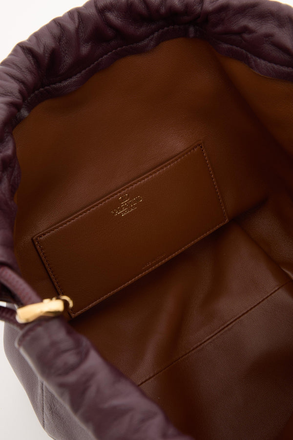 BORSA A SACCHETTO VLOGO POUF IN NAPPA