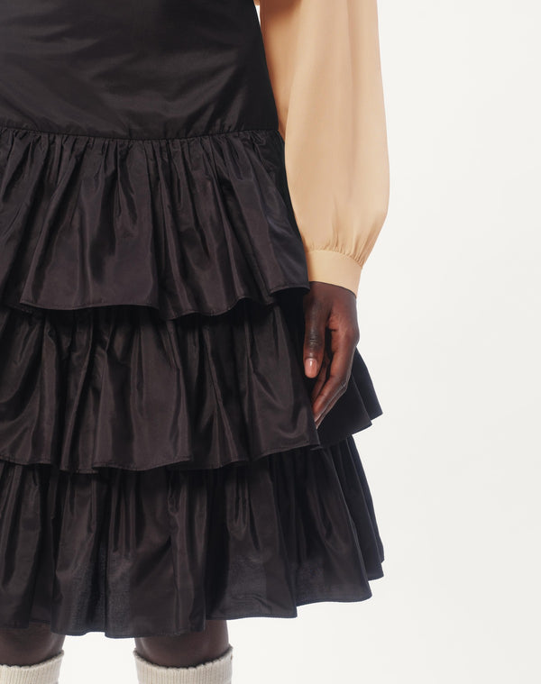 Gonna In Taffetas A Balze