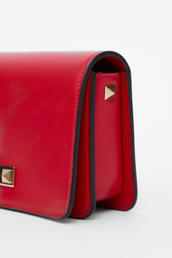 POUCH CON CATENA ROCKSTUD FIERCE IN VITELLO 