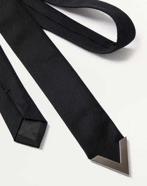 Cravatta Valentie In Lana Vergine E Seta Con Applicazione V In Metallo