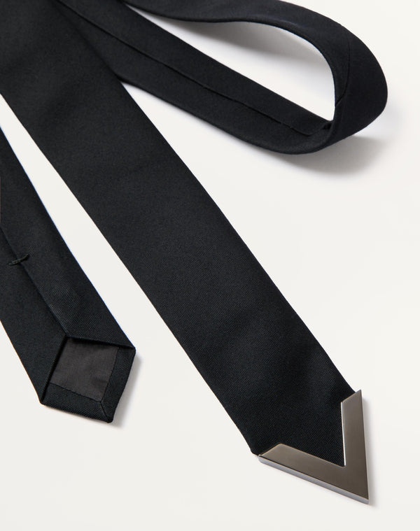 Cravatta Valentie In Lana Vergine E Seta Con Applicazione V In Metallo