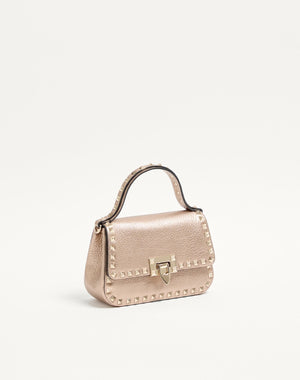 Borsa Piccola A Mano Rockstud In Vitello Granato Laminato