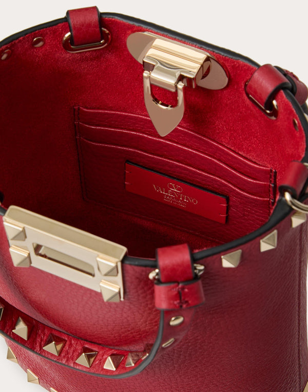 Pouch Con Tracolla Rockstud In Vitello Granato