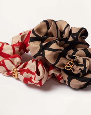 Set Scrunchies Toile Iconographe In Seta Con Applicazione Vlogo