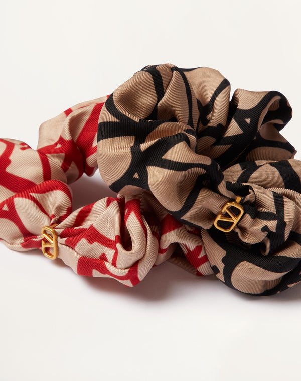 Set Scrunchies Toile Iconographe In Seta Con Applicazione Vlogo