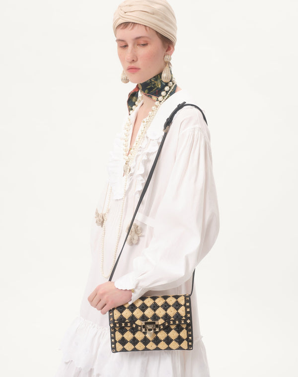 Borsa Piccola A Tracolla Valentino Garavani Rockstud Ricamata In Rafia